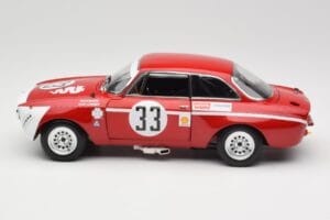 Alfa Romeo GTA 1300 Junior #33 T. Hezemans / G. van Lennep Hezemans Jarama 1972 Minichamps 1:18 100721233 Métal Moulé — image 4 sur 8