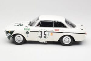 Alfa Romeo GTA 1300 Junior #35 C. Colzani / Pooky / G. Venturi 4 Hours of Jarama 1972 Minichamps 1:18 155721235 Métal Moulé — image 3 sur 6