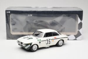 Alfa Romeo GTA 1300 Junior #35 C. Colzani / Pooky / G. Venturi 4 Hours of Jarama 1972 Minichamps 1:18 155721235 Métal Moulé — image 6 sur 6