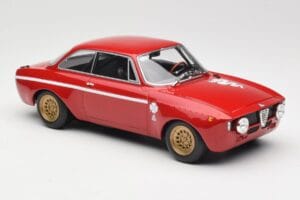Alfa Romeo GTA 1300 Junior Rouge Minichamps 1:18 155120020 Métal Moulé — image 4 sur 6