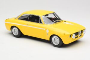 Alfa Romeo GTA 1300 Junior Jaune Minichamps 1:18 155120024 Métal Moulé — image 2 sur 6
