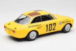 Alfa Romeo GTA 1300 #102 Squadra Corse R. Zanetti / M. Ruspa / Monzeglio Targa Florio 1971 Minichamps 1:18 155711202 Métal Mo — image 2 sur 6