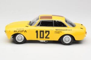 Alfa Romeo GTA 1300 #102 Squadra Corse R. Zanetti / M. Ruspa / Monzeglio Targa Florio 1971 Minichamps 1:18 155711202 Métal Mo — image 3 sur 6