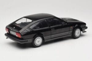 Alfa Romeo GTV6 Noir Solido 1:18 S1802302 Métal Moulé — image 3 sur 8