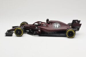 Alfa Romeo Racing C38 #7 K. Raikkonen Valentine's Day Livery Shakedown Fiorano 14th February 2019 Minichamps 1:18 110199907 M — image 3 sur 6