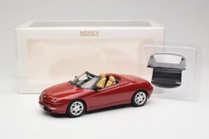 Alfa Romeo Spider 916 Proteo Red Metallic Norev 1:18 187854 Métal Moulé — image 6 sur 6