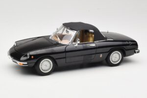 Alfa Romeo Spider 916 Veloce Noir Ricko 1:18 32107 Métal Moulé