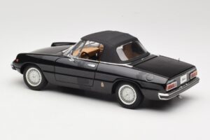 Alfa Romeo Spider 916 Veloce Noir Ricko 1:18 32107 Métal Moulé — image 7 sur 8