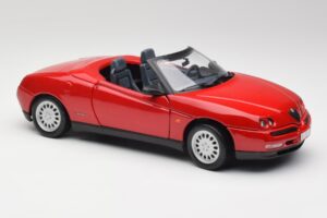Alfa Romeo Spider 916 Alfa Rouge Maisto 1:18 50278 Métal Moulé — image 6 sur 8