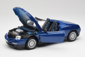 Alfa Romeo Spider 916 Bleu Pervenche Maisto 1:18 50308 Métal Moulé — image 2 sur 7