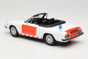 Alfa Romeo Spider Rijkspolitie Minichamps 1:18 180120994 Métal Moulé — image 7 sur 8