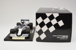 AlphaTauri Honda AT01 #10 P. Gasly Winner Italian GP 2020 Minichamps 1:18 117200810 Métal Moulé — image 6 sur 6