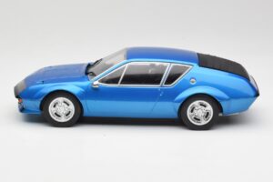 Alpine A310 Bleu IXO 1:18 18CMC012 Métal Moulé — image 3 sur 6