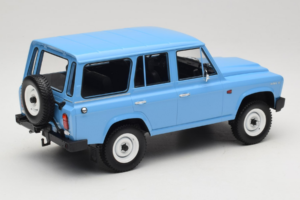 ARO 244 D Bleu Aurora Models 1:18 TH180-01 Métal Moulé — image 2 sur 6