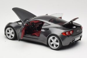 Artega GT Grey Metallic Revell 1:18 09024 Métal Moulé — image 5 sur 8