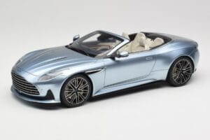 Aston Martin DB12 Volante Caribbean Blue Pearl GT Spirit 1:18 GT479 Résine