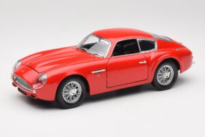 Aston Martin DB4 GT Zagato Rouge Road Signature 1:18 92728 Métal Moulé