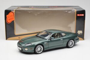 Aston Martin DB7 Vantage Vert Maisto 1:18 36880 Métal Moulé — image 8 sur 8