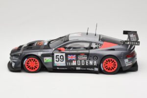 Aston Martin DBR9 GT1 #59 Team Modena A. Garcia / J. Menten / C. Fittipaldi 24 Hours of Le Mans 2006 Solido 1:18 80014 Métal  — image 4 sur 8
