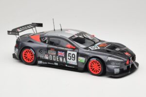 Aston Martin DBR9 GT1 #59 Team Modena A. Garcia / J. Menten / C. Fittipaldi 24 Hours of Le Mans 2006 Solido 1:18 80014 Métal  — image 6 sur 8