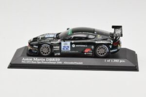 Aston Martin DBRS9 #22 Barwell Motorsport A. Needell FIA GT3 European Championship Spa 2006 Minichamps 1:43 400061322 Métal M
