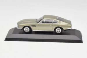 Aston Martin DBS Vert Argenté Métallisé Minichamps 1:43 400137600 Métal Moulé