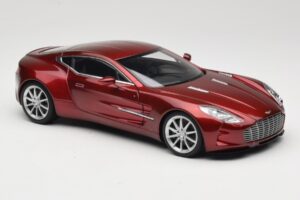 Aston Martin One-77 Diavolo Red AUTOart 1:18 70245 Métal Moulé — image 6 sur 8