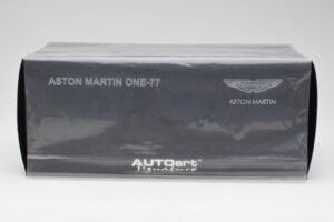 Aston Martin One-77 Morning Frost Blanc AUTOart 1:18 70244 Métal Moulé — image 8 sur 8