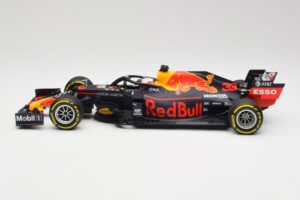 Aston Martin Red Bull Racing RB15 #33 M. Verstappen Winner Brazil GP 2019 Minichamps 1:18 110191933 Métal Moulé — image 3 sur 6