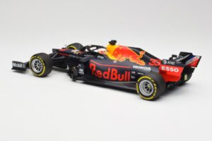 Aston Martin Red Bull Racing RB15 #33 M. Verstappen Winner Brazil GP 2019 Minichamps 1:18 110191933 Métal Moulé — image 5 sur 6