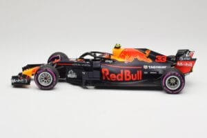 Aston Martin Red Bull Racing RB14 Tag Heuer #33 M. Verstappen Mexican GP 2018 Minichamps 1:18 110181933 Métal Moulé — image 3 sur 6
