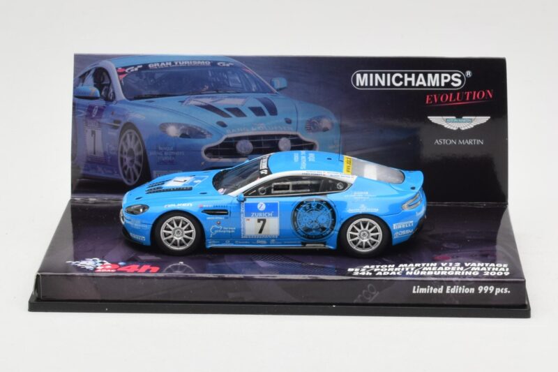 Aston Martin V12 Vantage #7 U. Bez / Porritt / R. Meaden / Mathai 24 Hours Nurburgring 2009 Minichamps 1:43 437091307 Métal M