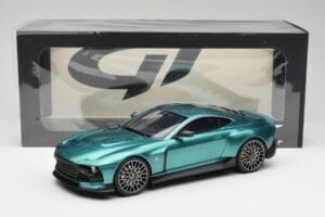 Aston Martin Valour Racing Green GT Spirit 1:18 GT480 Résine — image 6 sur 6