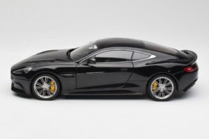 Aston Martin Vanquish Onyx Noir AUTOart 1:18 70247 Métal Moulé — image 4 sur 8