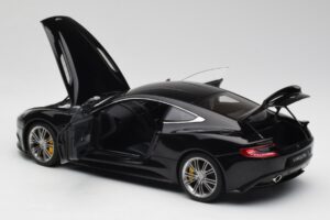Aston Martin Vanquish Onyx Noir AUTOart 1:18 70247 Métal Moulé — image 5 sur 8