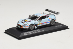 Aston Martin Vantage V12 GT3 #32 J. Stuck ADAC GT Masters 2012 Minichamps 1:43 437121332 Métal Moulé — image 2 sur 5