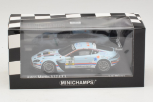 Aston Martin Vantage V12 GT3 #32 J. Stuck ADAC GT Masters 2012 Minichamps 1:43 437121332 Métal Moulé — image 5 sur 5
