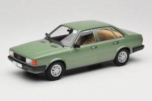 Audi 80 B2 Vert MCG 1:18 MCG18525 Métal Moulé