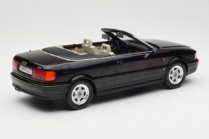 Audi 80 B3 Cabriolet Noir MCG 1:18 MCG18372 Métal Moulé — image 2 sur 6
