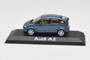 Audi A2 Blue Metallic Minichamps 1:43 20022200748005 Métal Moulé