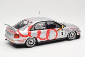 Audi A4 B5 #3 F. Biela DTM World Champion 1995 UT Models 1:18 39542 Métal Moulé — image 3 sur 8