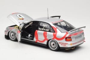 Audi A4 B5 #3 F. Biela DTM World Champion 1995 UT Models 1:18 39542 Métal Moulé — image 5 sur 8
