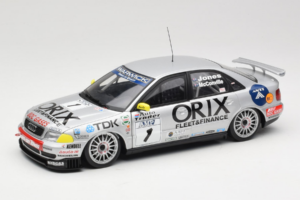Audi A4 B5 STW #1 Orix B. Jones STW 1998 UT Models 1:18 39871 Métal Moulé