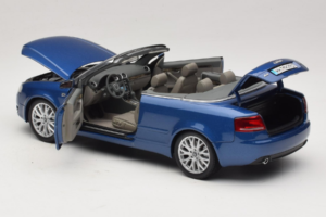 Audi A4 B6 Cabriolet Bleu Norev 1:18 5010504325 Métal Moulé — image 5 sur 9