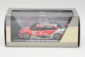 Audi A4 B7 #11 Team Abt M. Rockenfeller DTM 2007 Minichamps 1:43 5020700163 Métal Moulé — image 4 sur 4