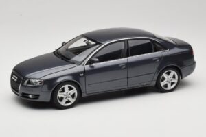 Audi A4 B7 Gris Métallisé Minichamps 1:18 100014400 Métal Moulé