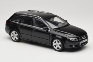 Audi A4 B8 Avant 3.2 Quattro Noir Minichamps 1:18 5010404225 Métal Moulé — image 6 sur 8