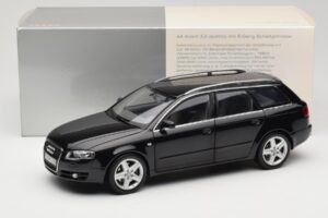 Audi A4 B8 Avant 3.2 Quattro Noir Minichamps 1:18 5010404225 Métal Moulé — image 8 sur 8