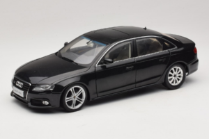 Audi A4L B8 Noir Paudi 1:18 AUDI012 Métal Moulé