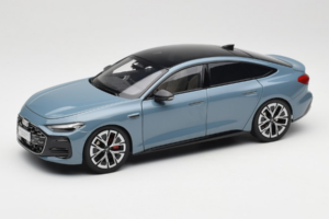 Audi A5L Sportback Bleu Grisâtre OEM 1:18 ZAM60004B Métal Moulé